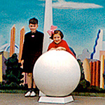 Moving Images 1938-1940: Amateur Filmmakers Record the New York World's Fair and Its Period 